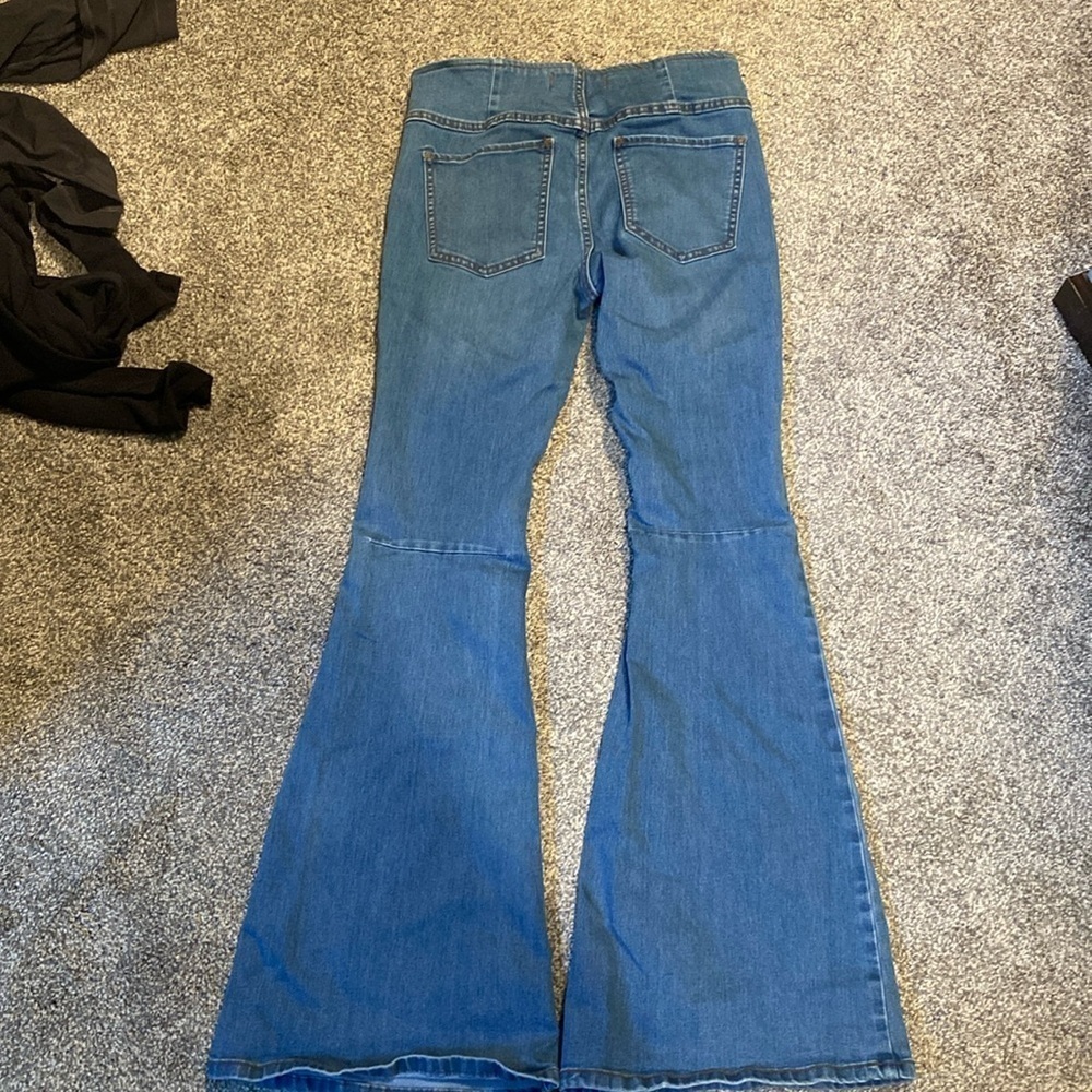 Penny pull on we the free dark blue colored bell bottom flare jeans - Picture 5 of 5